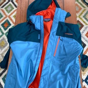 Mens (medium) (runs slightly lrg) Patagonia Mens Tres 3-1 ski jacket..